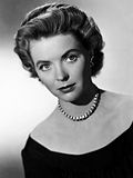 https://upload.wikimedia.org/wikipedia/commons/thumb/5/5d/Studio_publicity_Dorothy_McGuire.jpg/120px-Studio_publicity_Dorothy_McGuire.jpg